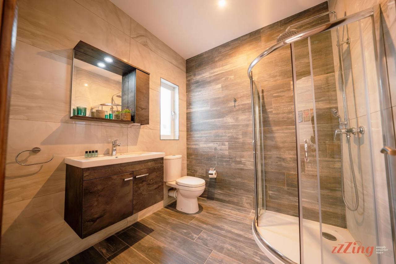 Modern In Malta's Charming Apartment Mosta